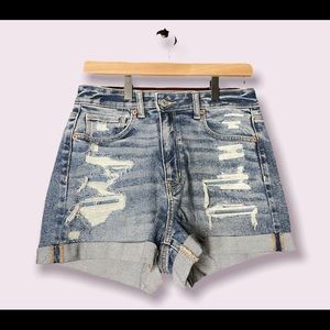 AE super high-rise mom shorts